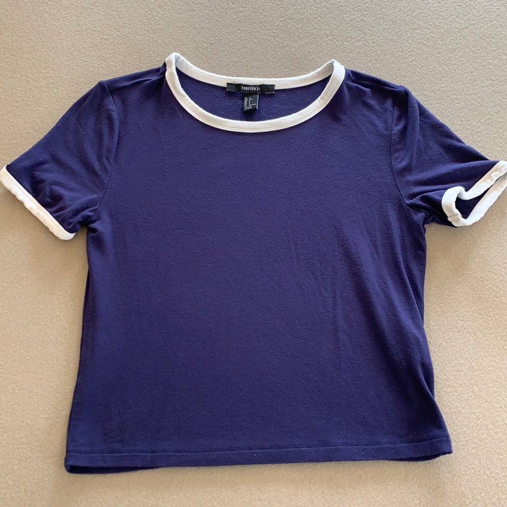 Forever 21 Tshirt Top Crop Shirt T-shirt